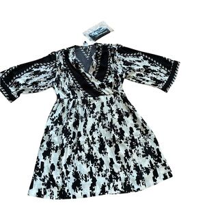 CAbi Black and White Women's Dress